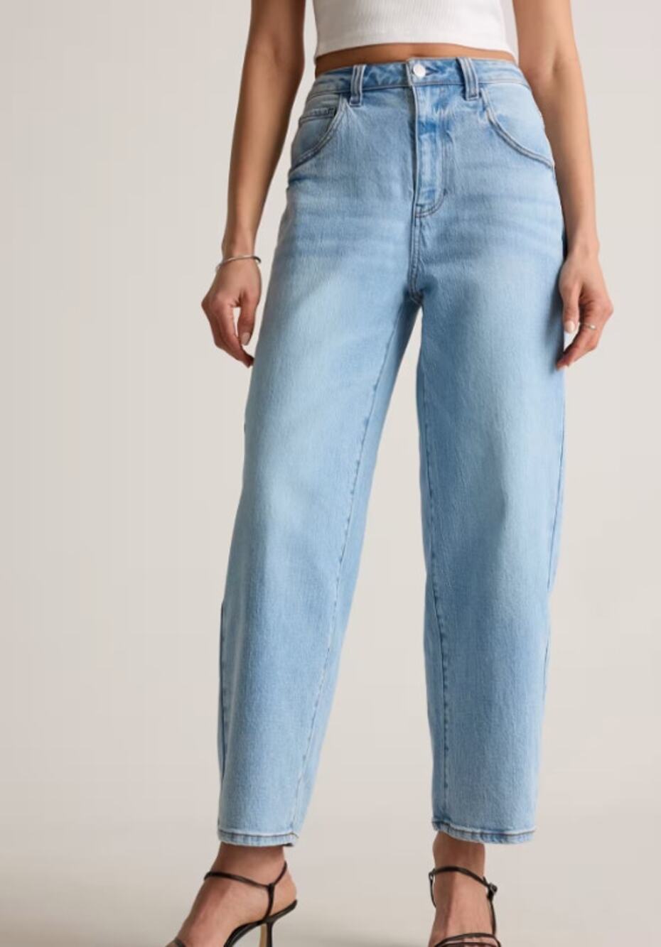 Quince Bella Stretch Barrel Jeans in Cool Blue Size 29 / 8